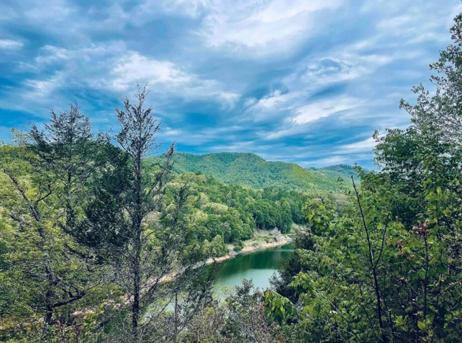 Lazy Bear Cabin Near Nantahala Outdoor Center And Bryson City Kültér fotó